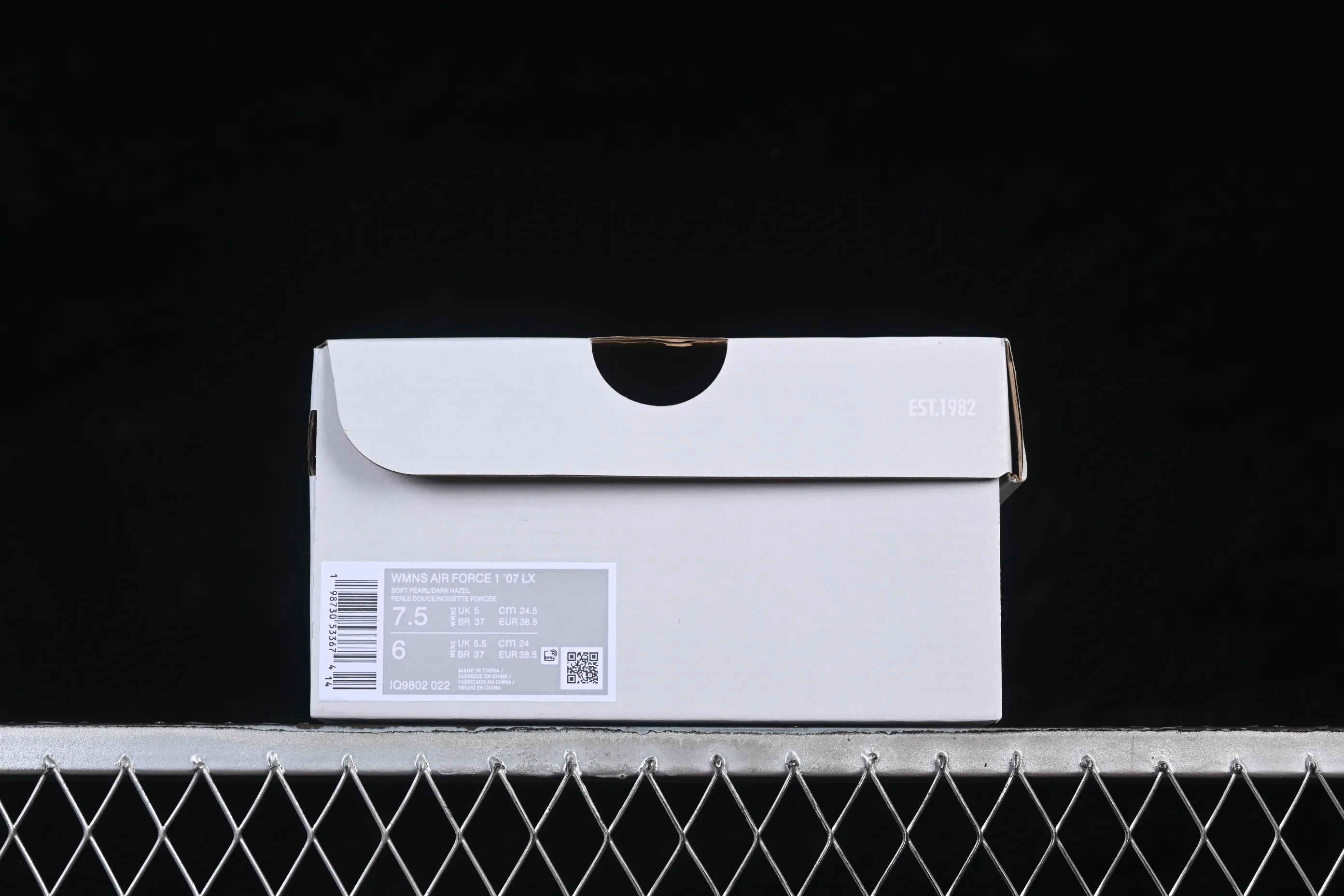 All categories Nk Air Force 1 Air Force series Nk Air Force 1 Low Air Force low-top Nike Air Force 1'07 Low Air Force 1 low-top casual sneakers IQ9802-022